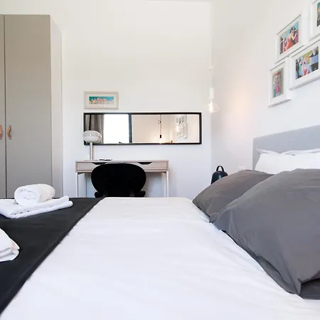 Beachfront Taris With Seaview Villa *