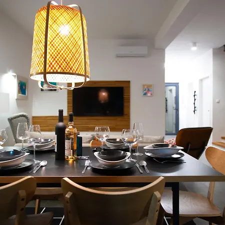 Beachfront Taris With Seaview *