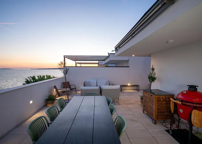 Beachfront Taris With Seaview * Privlaka (Zadar)