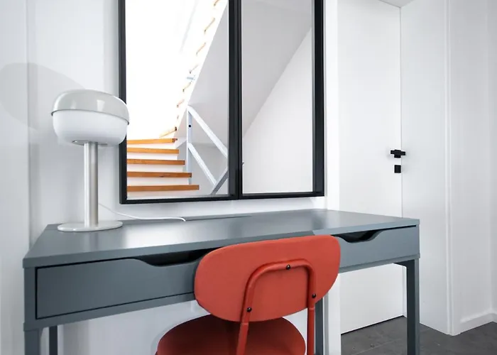 Beachfront Taris With Seaview