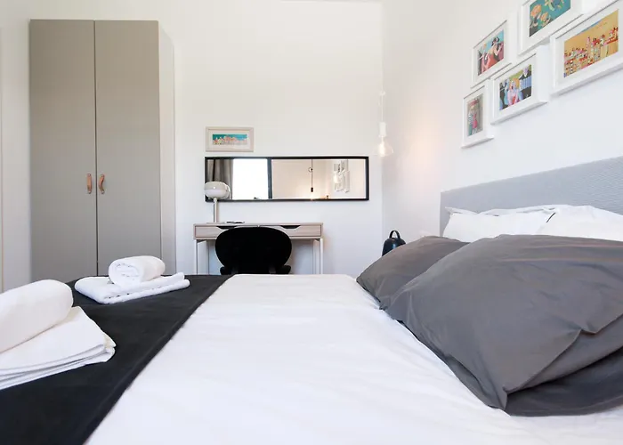 Beachfront Taris With Seaview Villa *